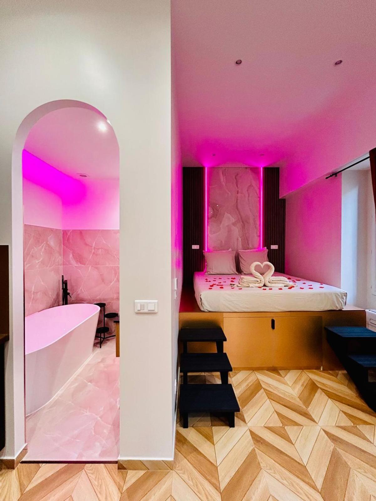 Intimate Escape - Seaside - Spa Bath - Wifi - Ac Ницца Экстерьер фото